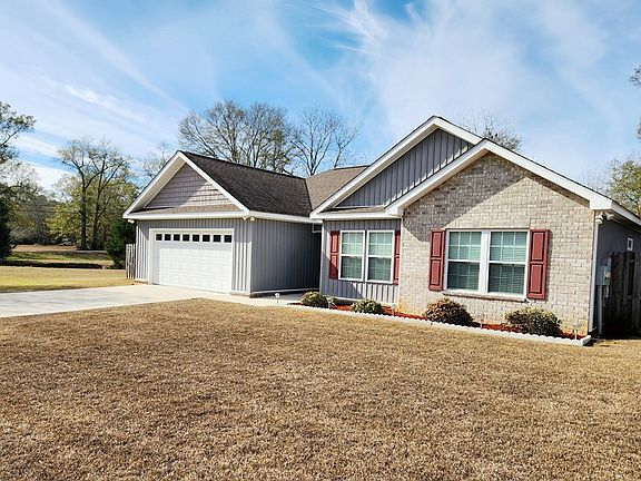 3rd image of 103 Jules Ln