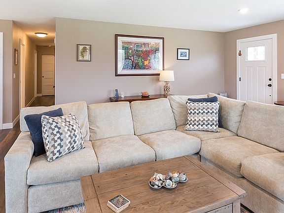 4th image of 41 Victoria View Street