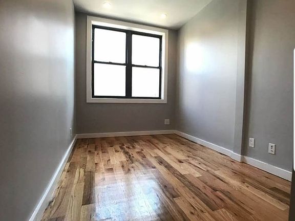 2nd image of 1347 Dekalb Ave #1