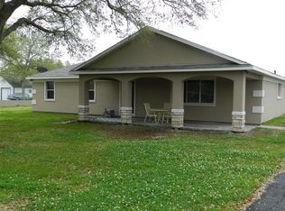 7502 Flora Rd, Manvel, TX 77578