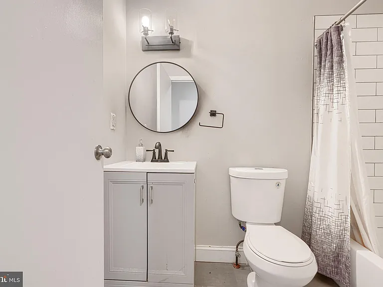 1729 Guilford Ave #3 — Photo 10