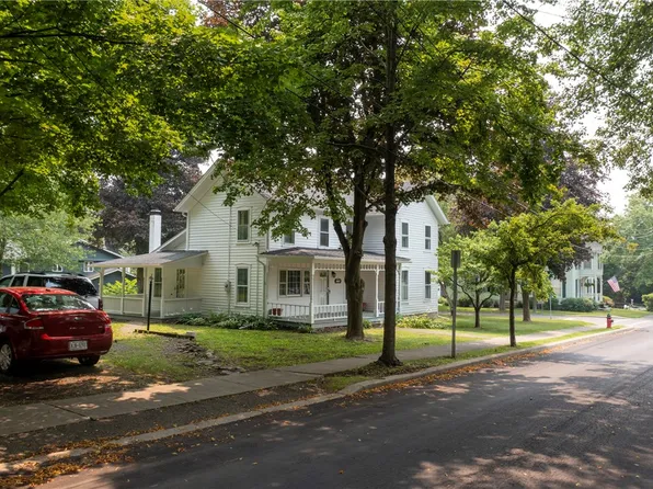 10 Vine St, Hammondsport, NY 14840