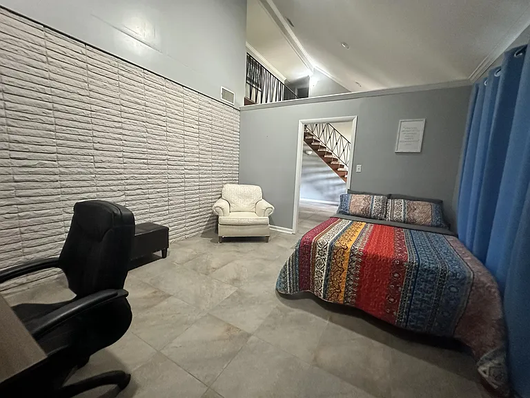 1513 Briarwood St — Photo 13
