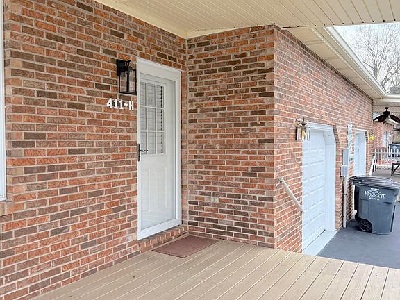 5th image of 411 Eastley Ct APT H