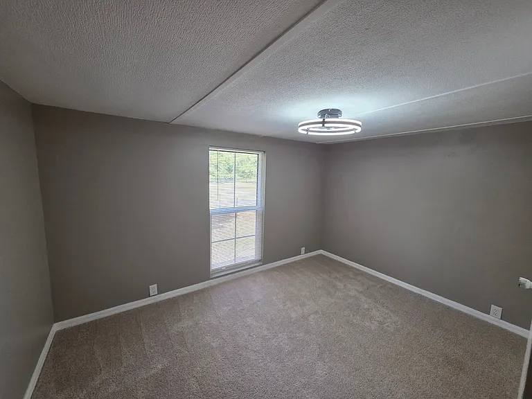 4755 Westberry Ln — Photo 11
