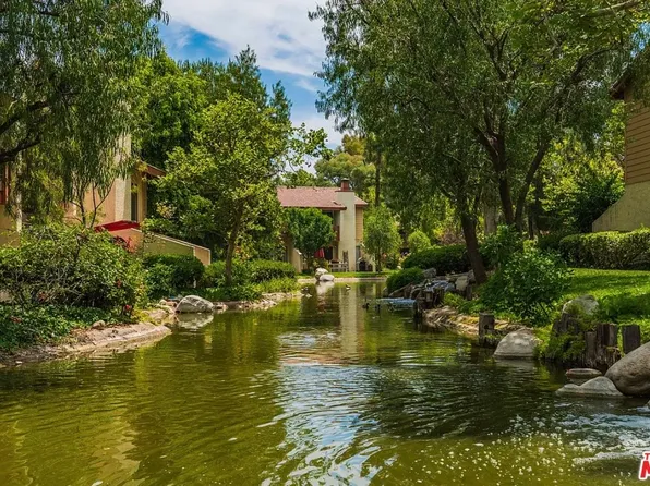 5720 Owensmouth Ave Unit 127, Woodland Hills, CA 91367