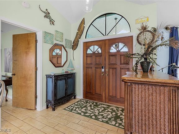 4th image of 1327 SW 27th Ter
