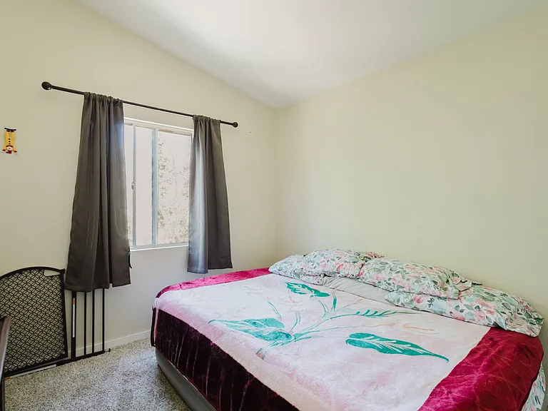 45041 Colleen Dr — Photo 17
