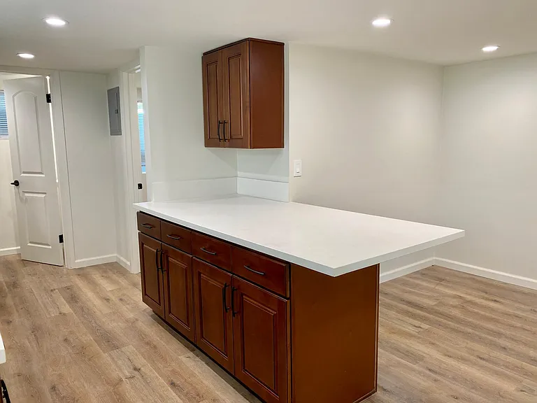 423 Saratoga St #3/4 — Photo 3