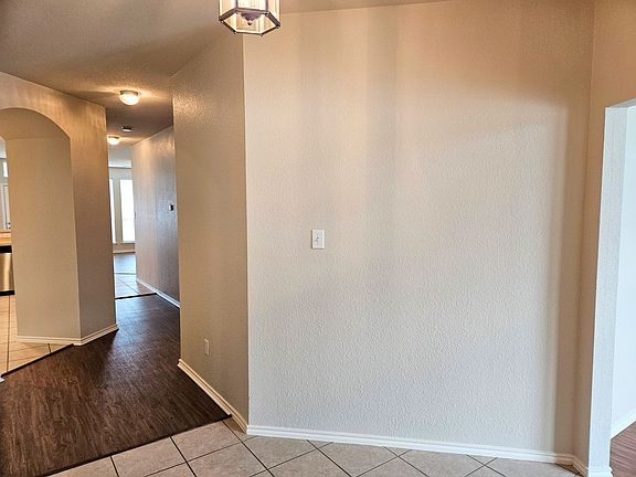 3rd image of 6407 Miranda Dr