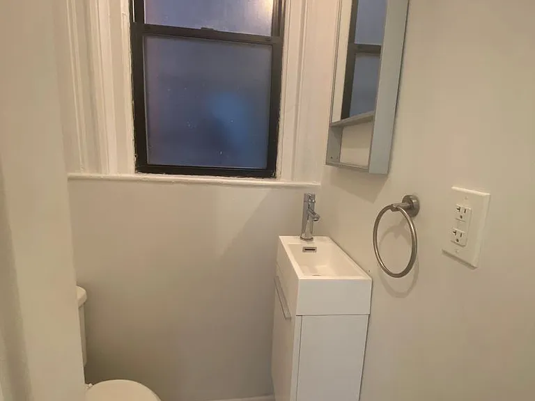 4901 Friendship Ave. — Photo 63