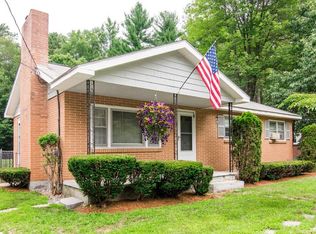 124 Lowell Rd, Pepperell, MA 01463