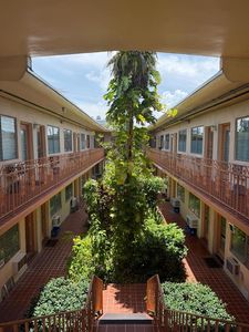 1050 Pennsylvania Ave APT 24, Miami Beach, FL, 33139