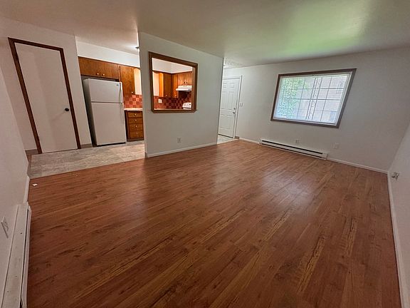 3rd image of 1412 W 11th Ave #6