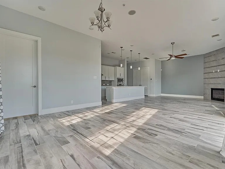 2113 Solstice Blvd — Photo 19