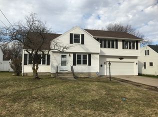 46 S Warren Ave, West Seneca, NY 14224