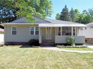 9237 Crestwood Dr, Cleveland, OH 44130