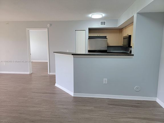 5th image of 4151 San Marino Blvd APT 104