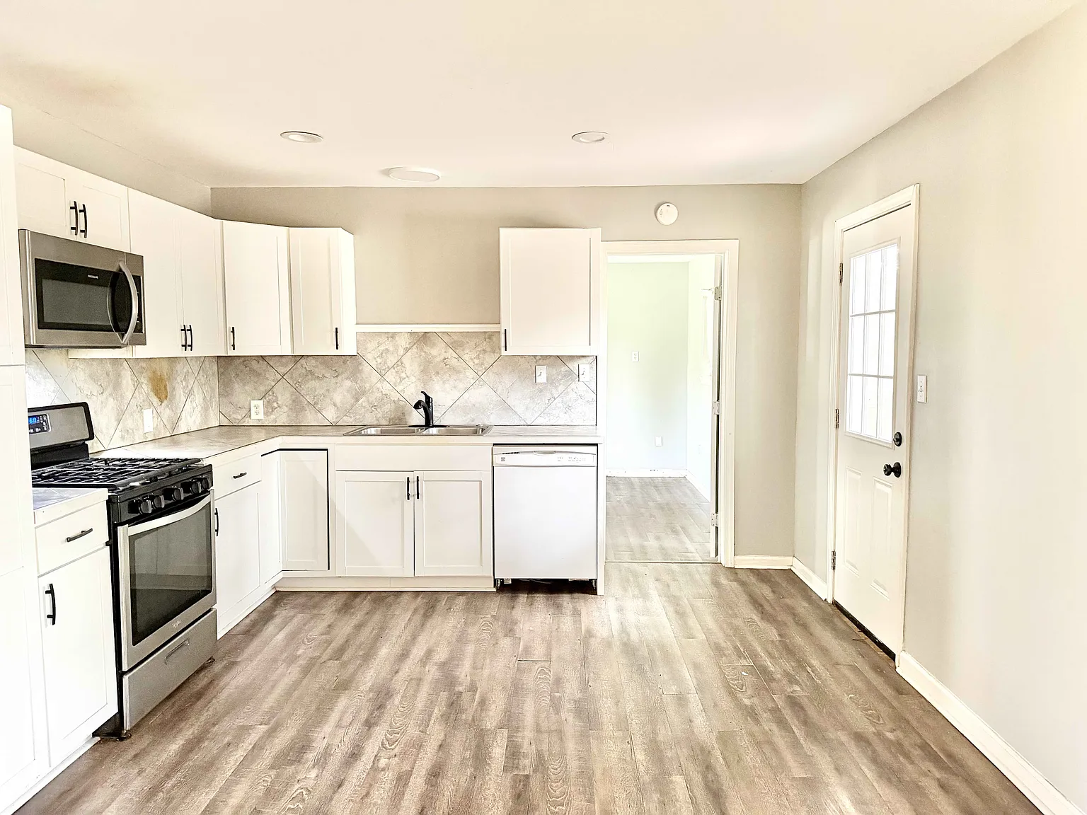 cl 4345 Bea Drive - 1 — Photo 4
