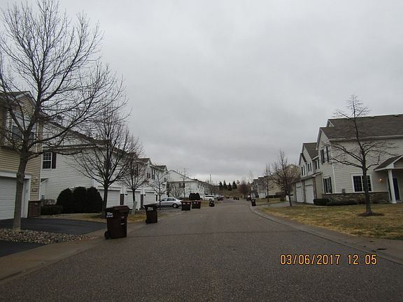 4th image of 10879 Oak Grove Cir Unit B