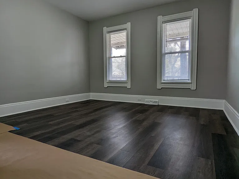 2201 W 83rd St #1 — Photo 9