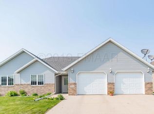3224 7th Ave N, Moorhead, MN