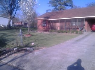 618 S 4th St, Arkadelphia, AR 71923
