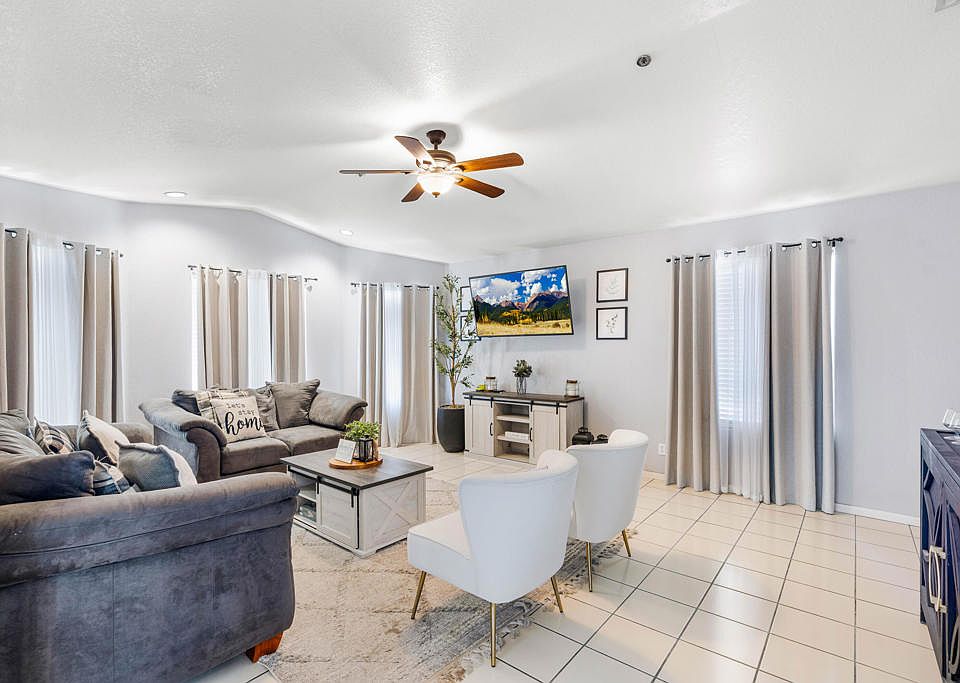 1st image of 67760 Pequena Dr