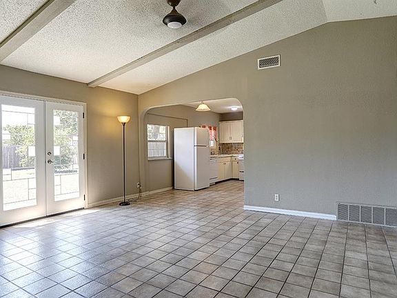 4th image of 3226 March Ln