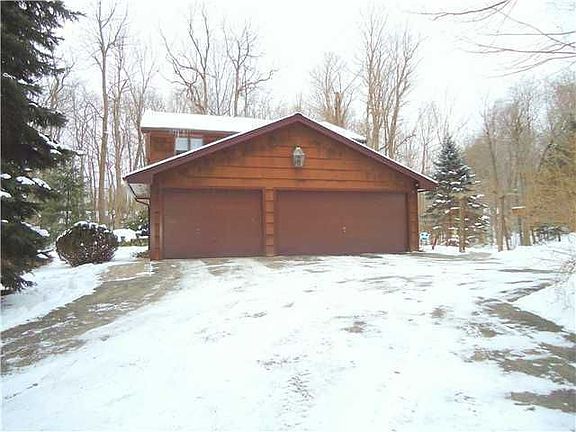 3rd image of 1222 Wildflower Dr