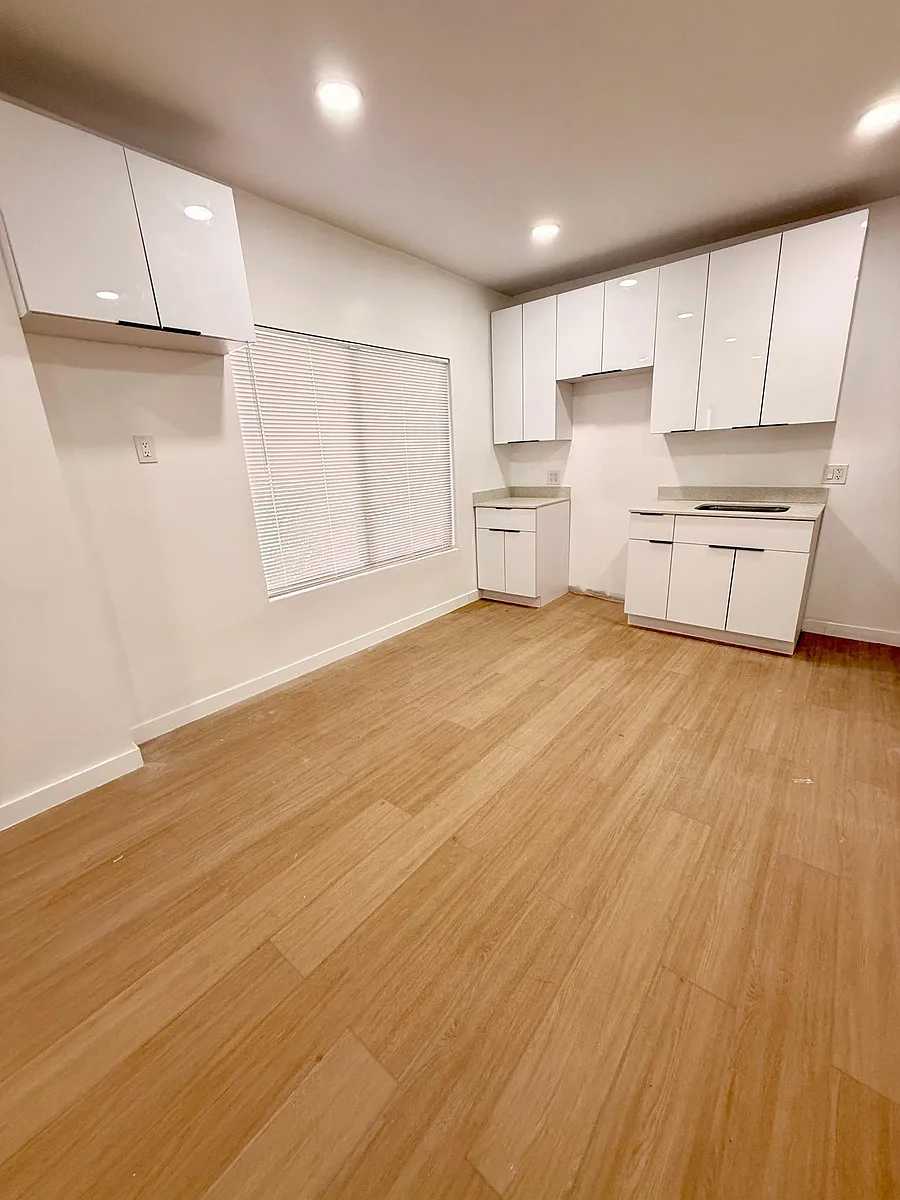 Photo 2 of 8 - 125 SW 19th Ave #1 - Miami, FL Building Photo - 125 SW 19th Ave #1