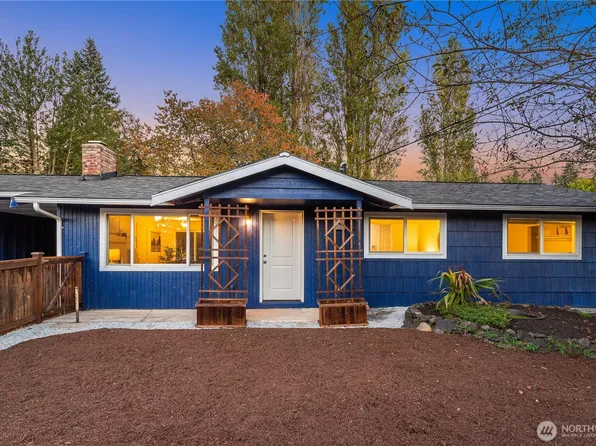 22101 38th Avenue W, Mountlake Terrace, WA 98043