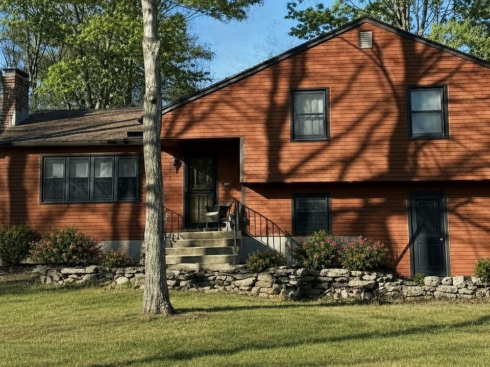 1st image of 121 Wedgewood Drive