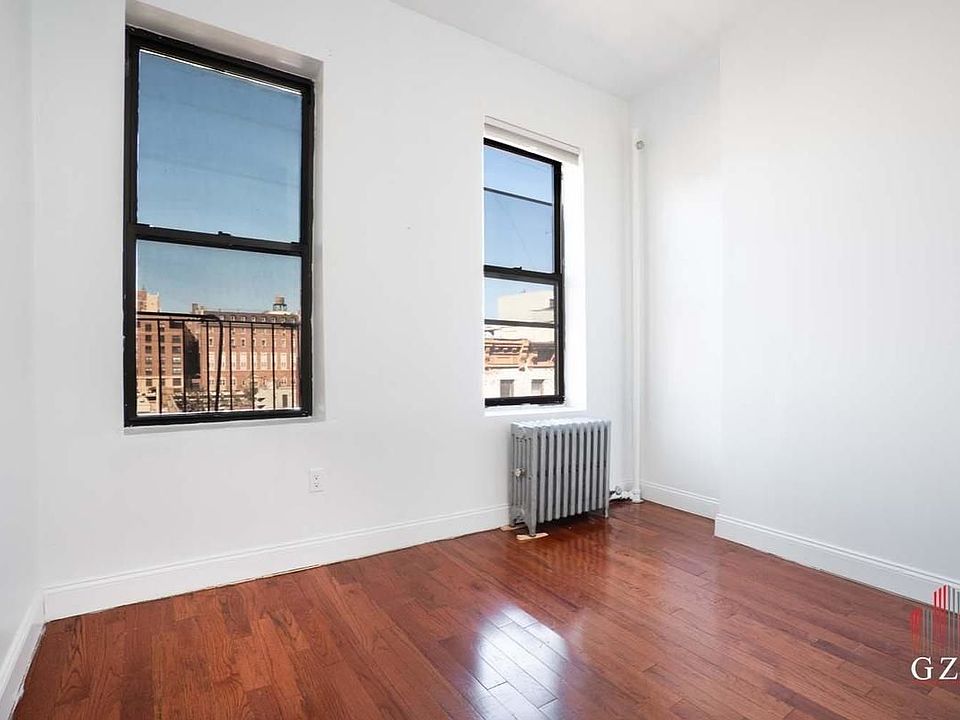 1st image of 320 E 109th St #18A