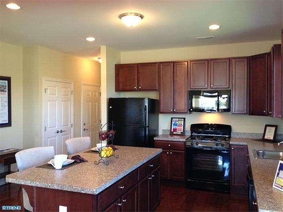 2nd image of 15140 Wildflower Way