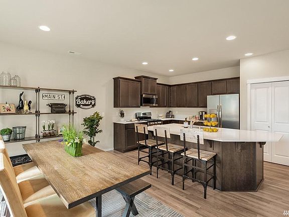 4th image of 10508 191st Street Ct E
