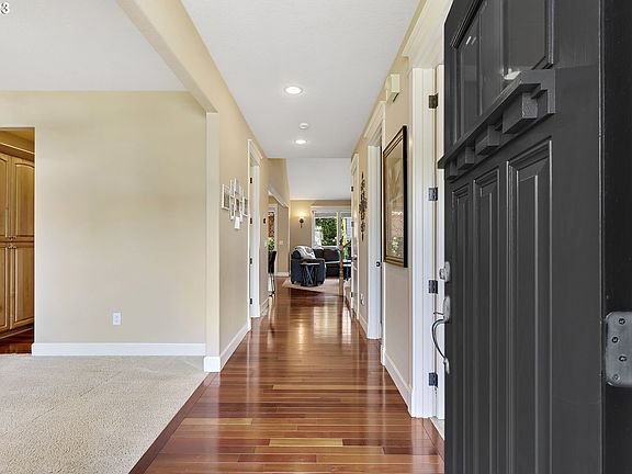 5th image of 2805 NE 173rd Ct
