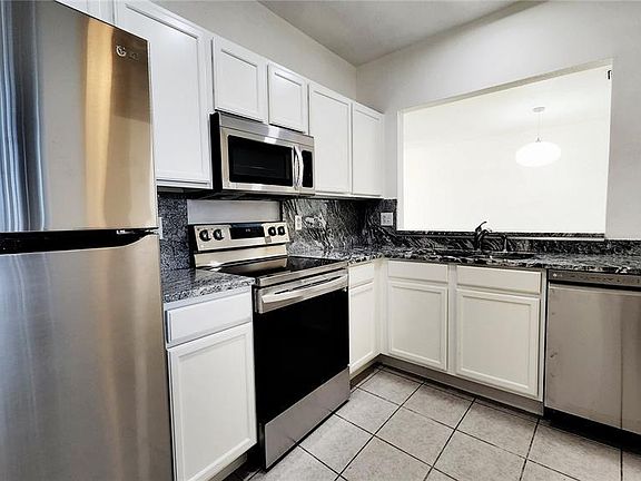 5th image of 6410 Cypressdale Dr Unit 202
