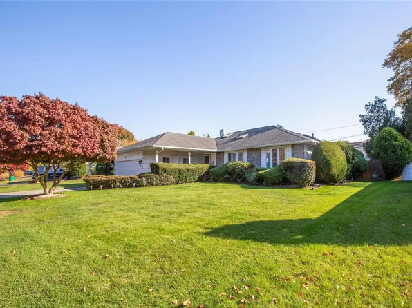 410 S Marginal Road, Jericho, NY 11753