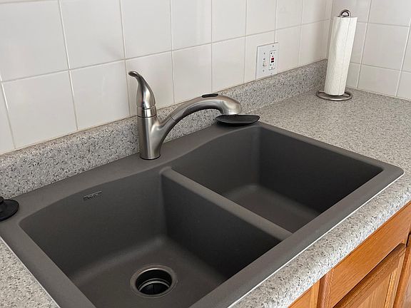 4th image of 707 1/2 Copeland Ct