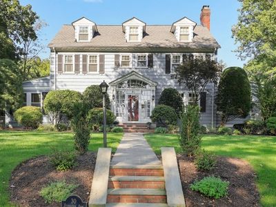 30 Stoneleigh Park, Westfield, NJ, 07090