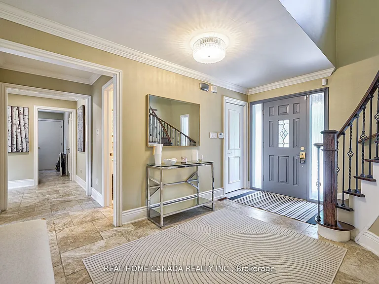 82 Arkendo Dr — Photo 4