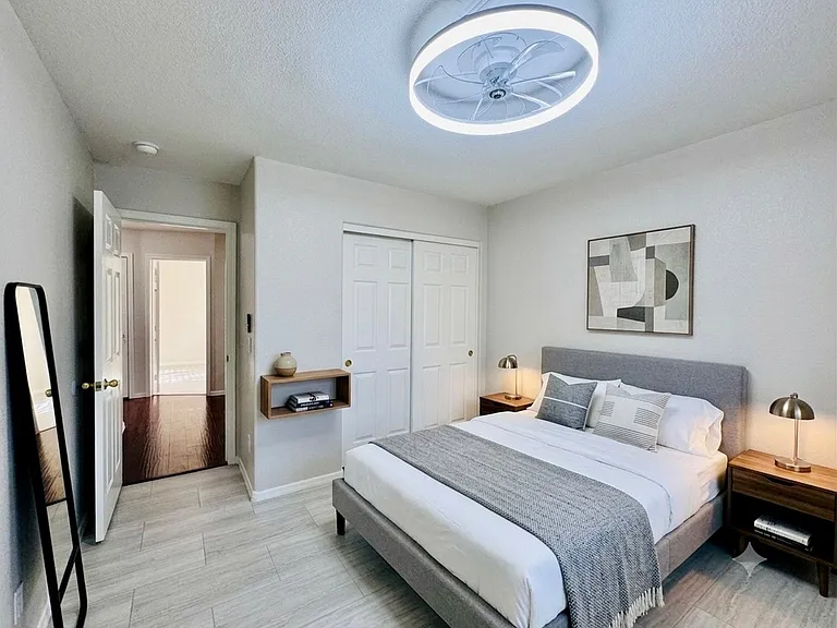 Virtual Staging Bedroom 2