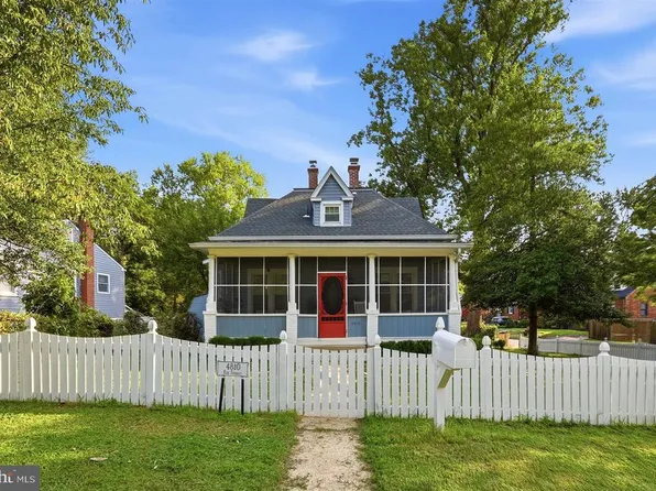 4810 Fox St, College Park, MD 20740
