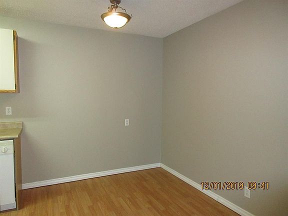 4th image of 3002 56th Ave #305