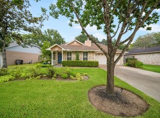 10030 Green Valley Ln, Houston, TX 77064