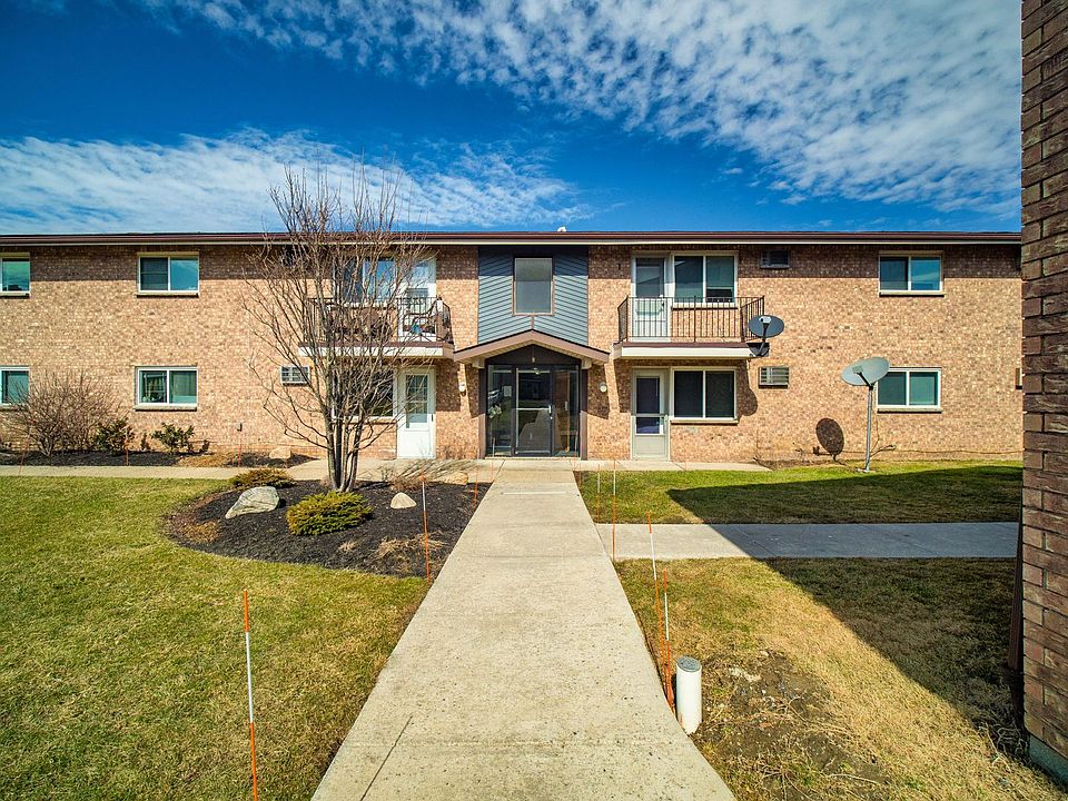 Holiday Meadows Apartments 121 Holiday Ln Hamburg NY Zillow