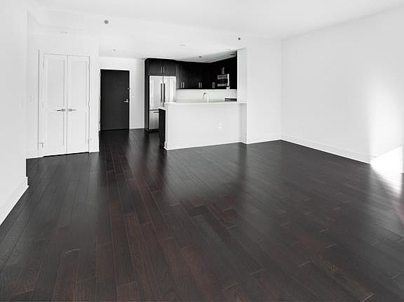 4th image of 1100 Maxwell Ln Unit 438