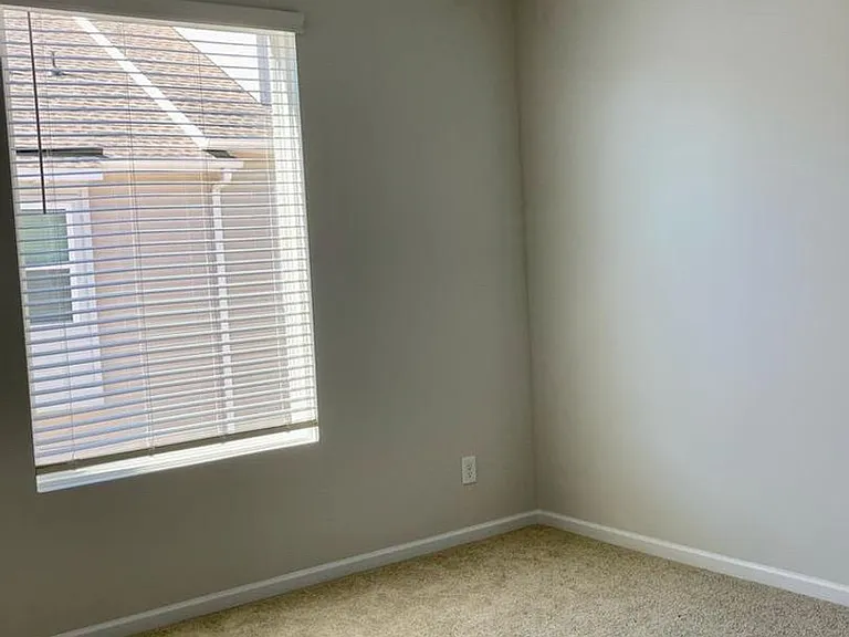 2227 Statesville Ave — Photo 31