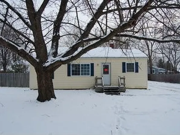 1050 Wisner St, Mount Morris, MI 48458